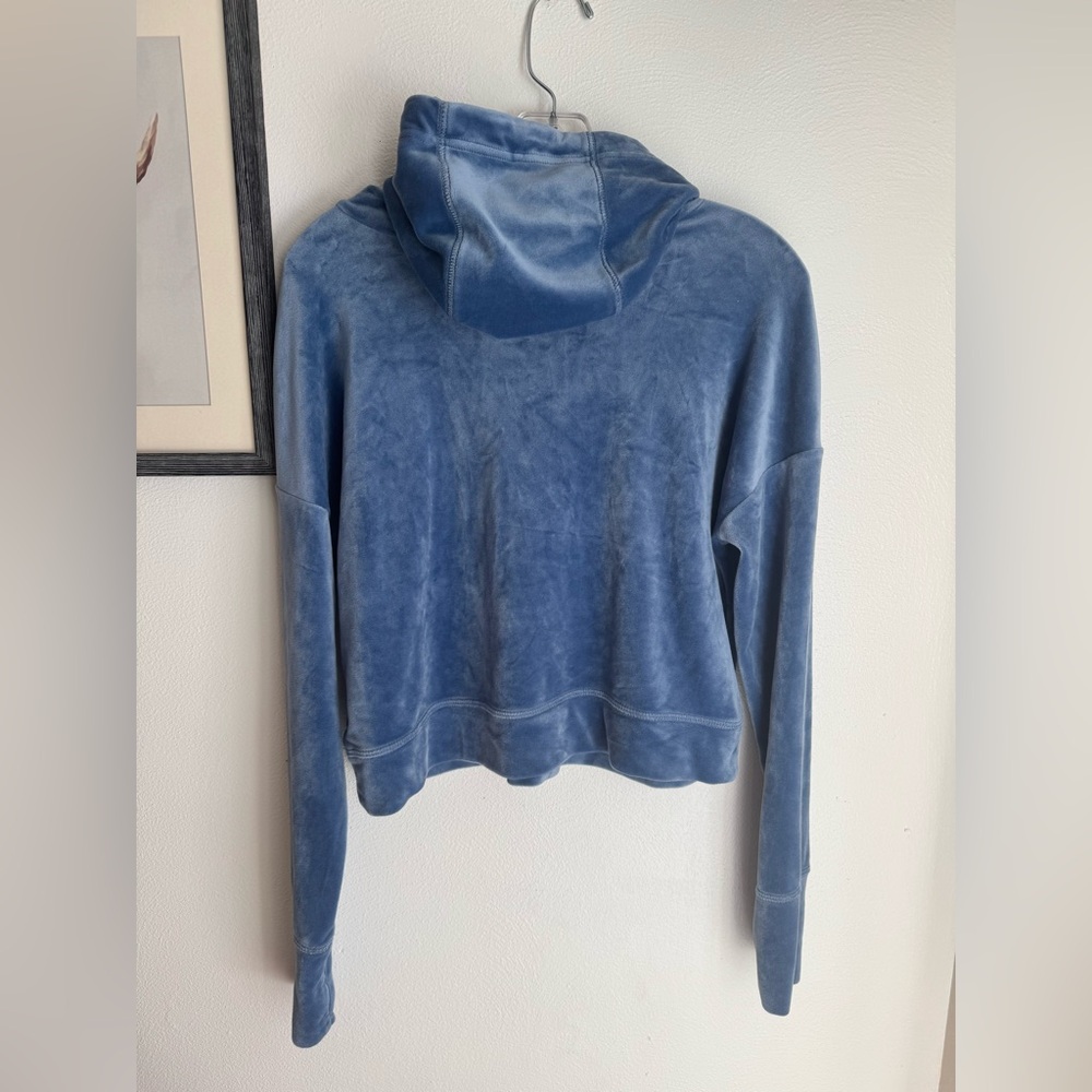 Offline By Aerie Blue Velvet Crooped Hoodie Top - Picture 4 of 6